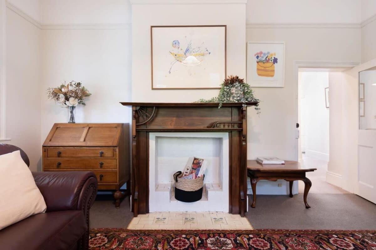 Charming On Charles Villa Launceston Exterior photo